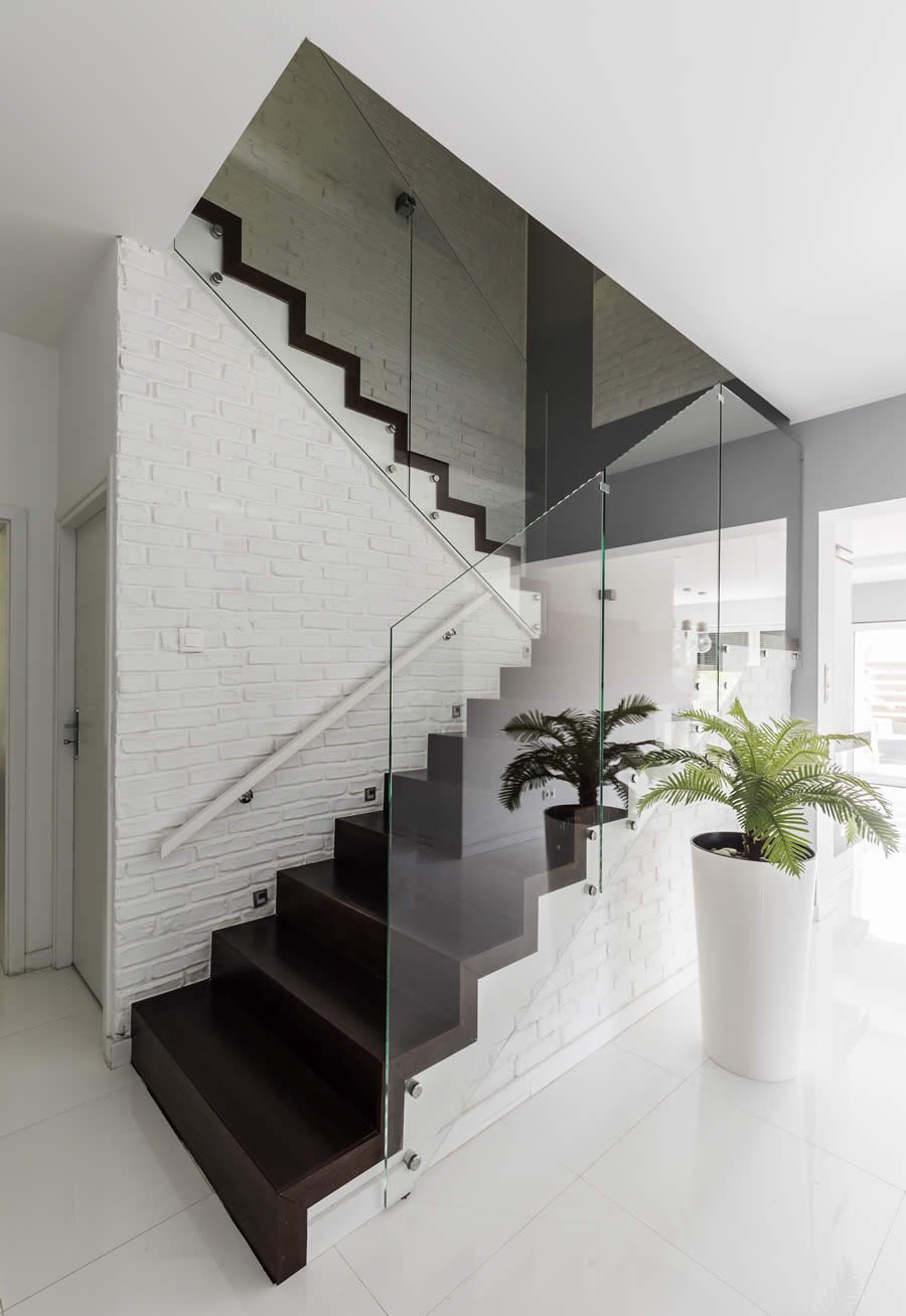 Choose Our Glass Railing Systems