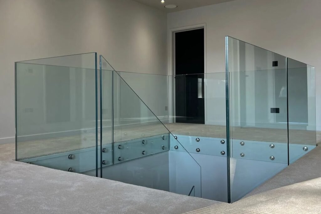 UNIKIM Commercial Glass Deck Railing