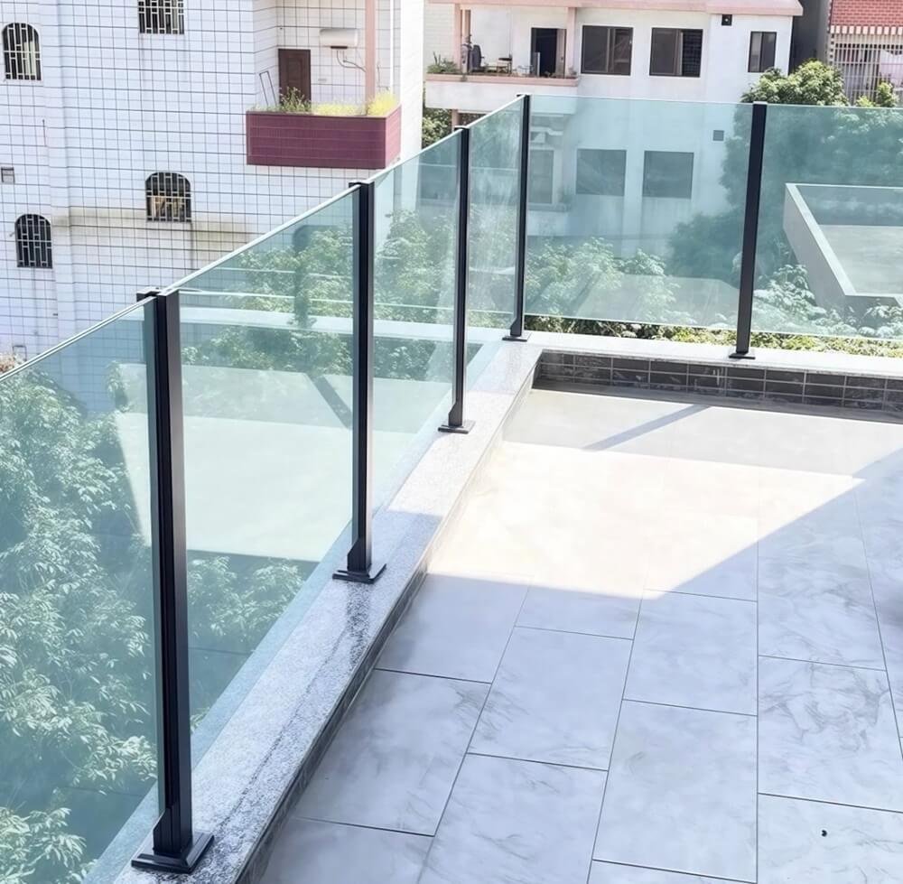 Best Glass Railing for Decks