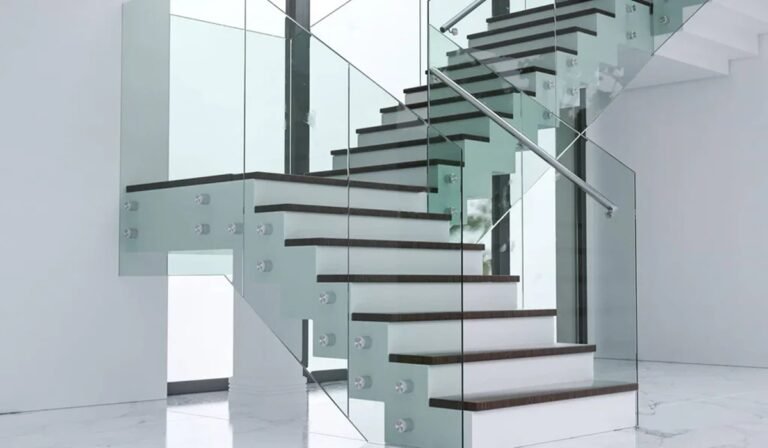 Glass Balustrade vs. Cable Railing
